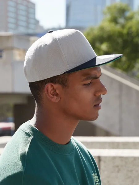 cappello-rap-e-snapback-personalizzato-beechfield-original-flat-peak-43.webp