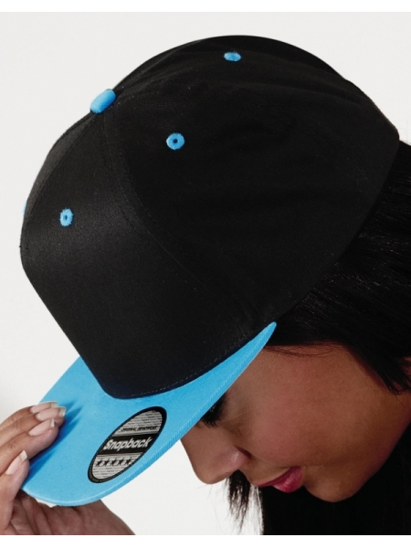 Cappello modello rap e snapback personalizzato Beechfield 5 Panel Contrast Snapback