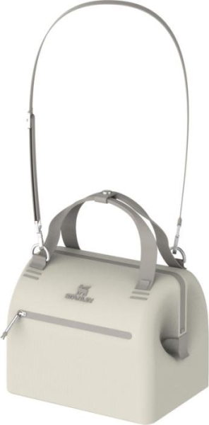 5_stanley-the-all-day-julienne-mini-borsa-frigo-riciclata-da-10-lattine.jpg