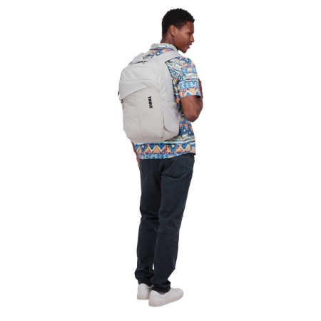 3_zaino-thule-indago-23l.jpg