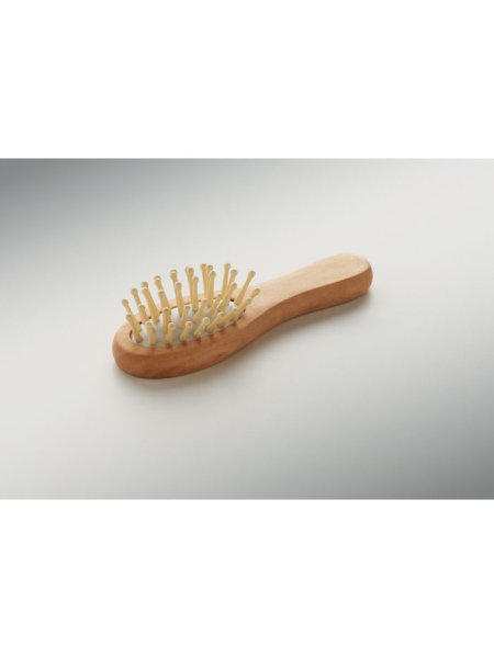 set-da-bagno-in-cestino-legno-2.jpg