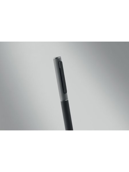penna-a-sfera-a-rotazione-nero-10.jpg