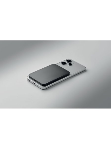 powerbank-magnetico-da-20w-nero-2.jpg