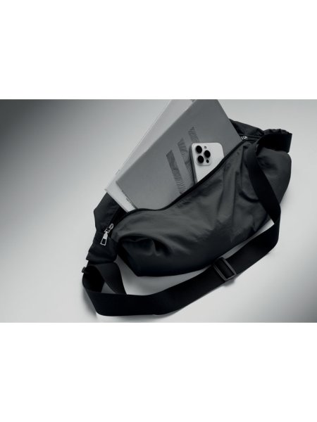 borsa-urbana-in-nylon-nero-4.jpg