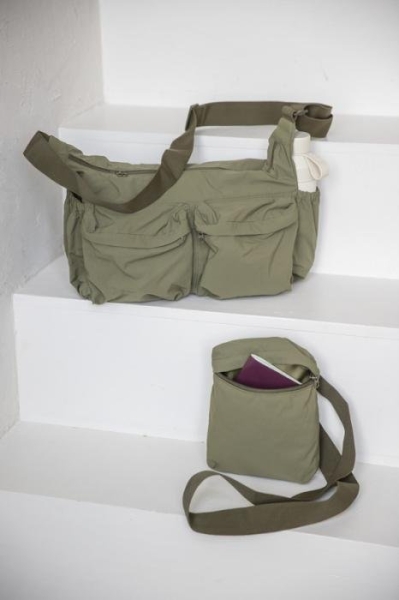 11_borsa-a-tracolla-per-laptop-da-13.jpg