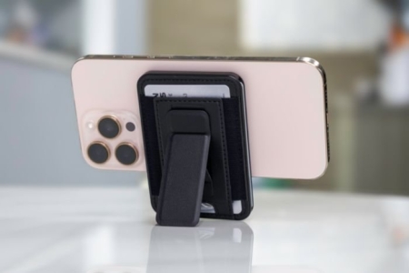 2_brandcharger-porta-carte-wally-stand-pro-riciclato.jpg