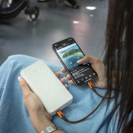 Power bank Xtorm Go2 da 20 W e 20.000 mAh con ricarica rapida