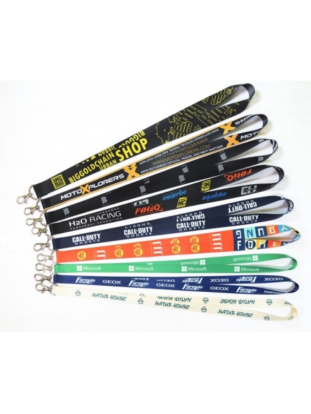 L_a_Lanyard-personalizzati-in-poliestere-10-mm.-4_2.jpg