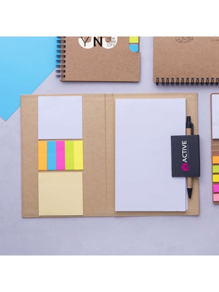 Block notes ecologico con penna e post it Ganok