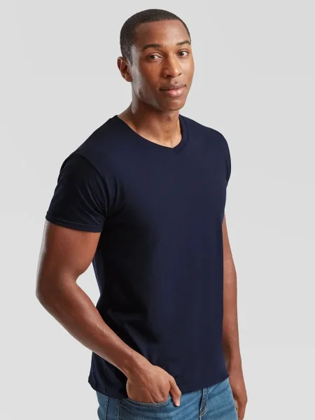 maglietta-uomo-personalizzata-fruit-of-the-loom-iconic-150-v-neck-t-2.webp